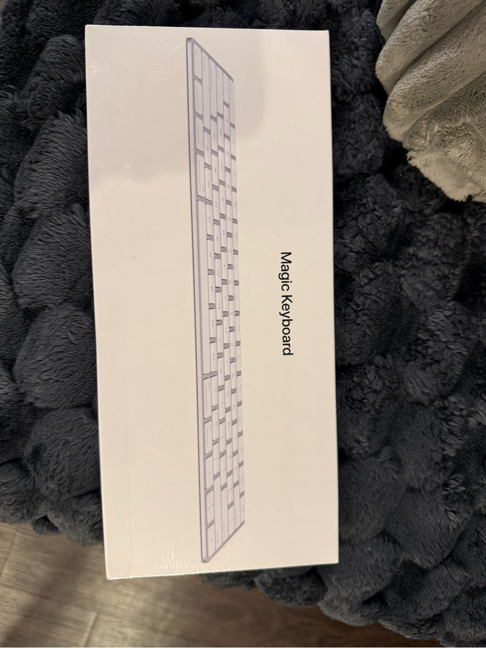 Magic Keyboard Packaging